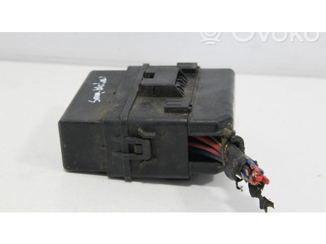 Pojistková skříňka MR301971, MR301978 Citroen C-Crosser 2008