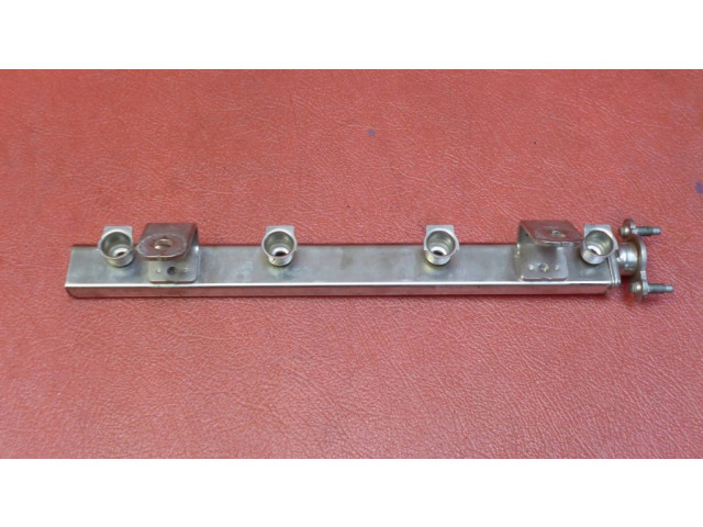 Vstřikovací lišta 353502B230   KIA Venga     