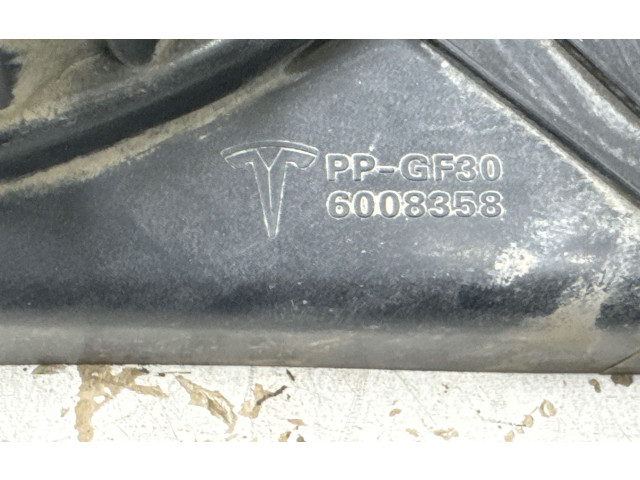 Вентилятор радиатора 6008358 Tesla Model S