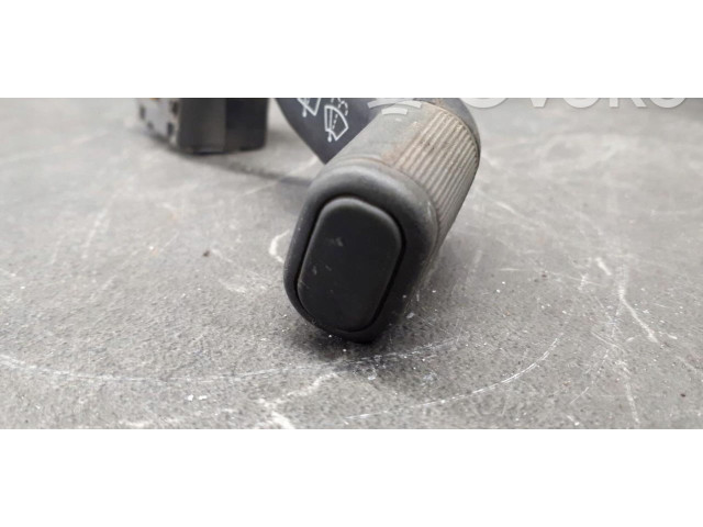 Ручка стеклоочистителей Renault Clio I