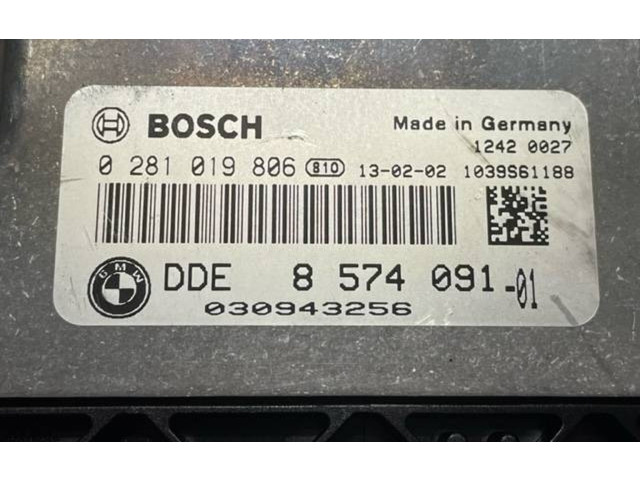 Řídící jednotka 8574091, 0281019806   BMW 5 F10 F11 2015