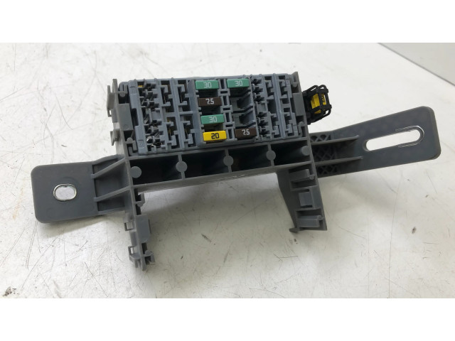 Блок предохранителей 51975322 Jeep Renegade