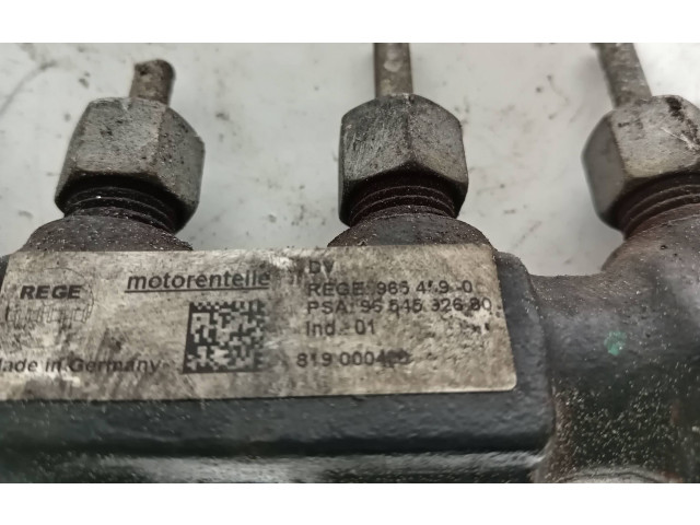 Vstřikovací lišta 9654692680, 8190004   Citroen Berlingo     