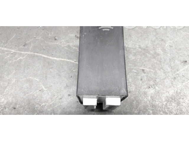 Блок управления двигателем Блок управления 9609596780   Peugeot 605