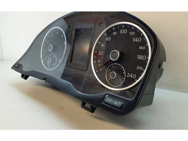 Přístrojová deska  Volkswagen Tiguan 2011 5N0920872, VD104817  