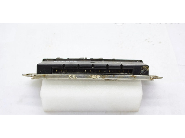 Pojistková skříňka a0205451932 Mercede-Benz S W220 2001