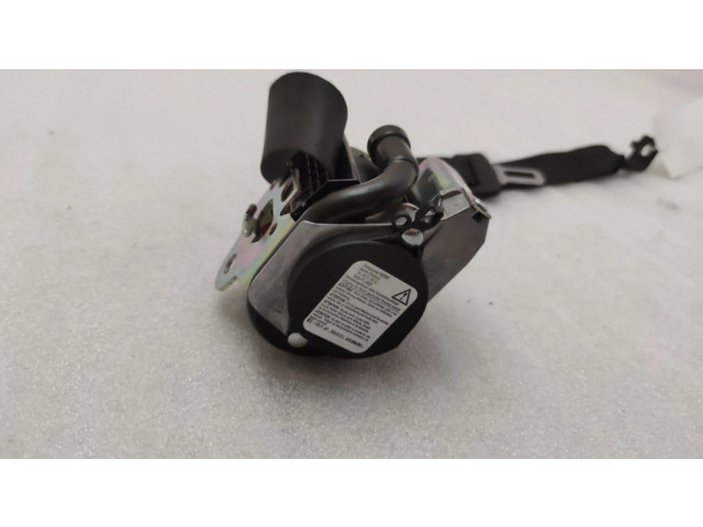 Задний ремень безопасности