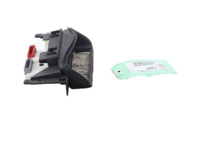 Дисплей 8200057681 Renault Clio II