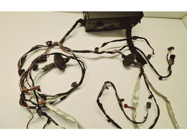 Pojistková skříňka P68243006AC, 68243006AC Dodge Charger 2015