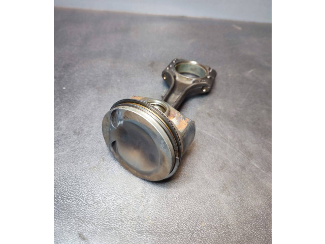  Поршень с шатуном CRLB 02606LJ1, SJX  Skoda Superb B8 (3V)  