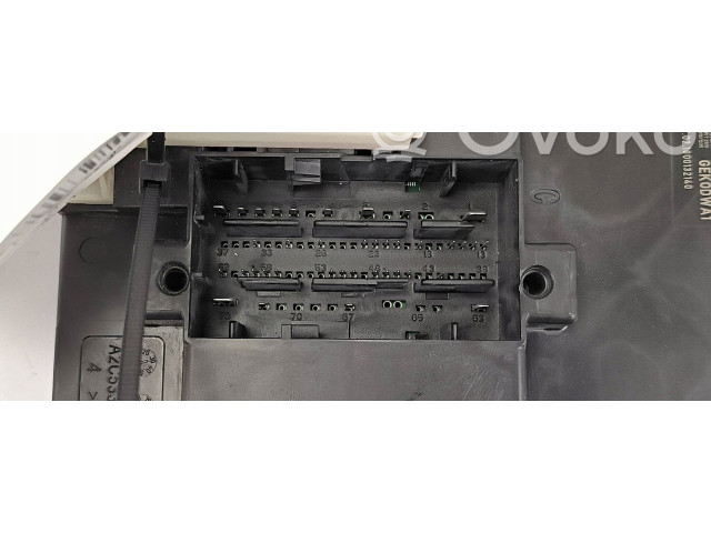 Блок комфорта 5Q0937084CM Skoda Octavia Mk3 (5E)