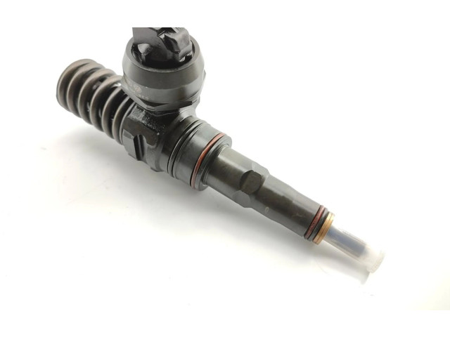 Vstřikovač 038130073AL Seat Toledo II (1M) ARL