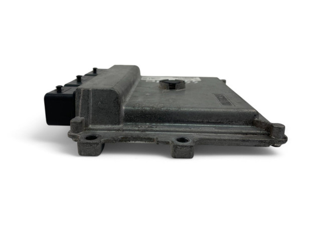 Блок управления двигателем Блок управления 237109221R, 237105499R   Dacia Logan II