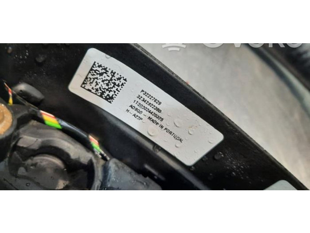 Руль Volvo XC40   -  года P32227629, 3Z34232238D      