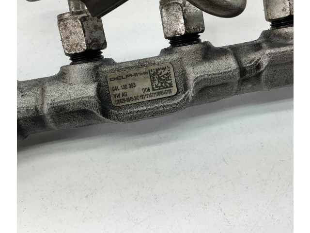 Vstřikovací lišta 04L130093, 04L130093 Volkswagen Transporter - Caravelle T6