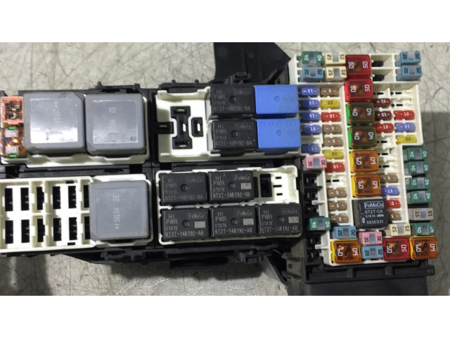 Блок предохранителей GK2T14401, BK2T14536A Ford Transit Custom