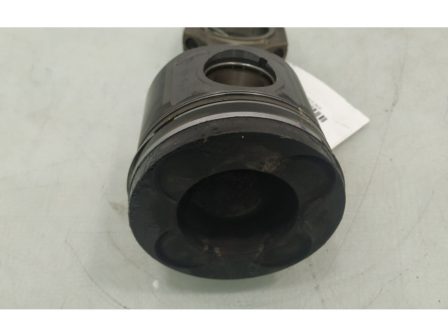 Píst 8487E BMW 1 E81 E87 pro naftový motor 2.0 M47N204D4