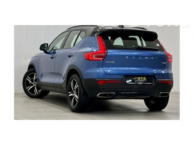 Зеркало электрическое        Volvo XC40   -  года   