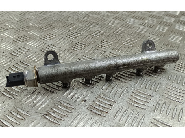 Топливная рампа A6720700095   SsangYong Rexton  