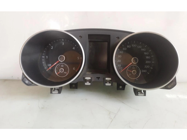 Панель приборов 5K0920860J Volkswagen Golf VI