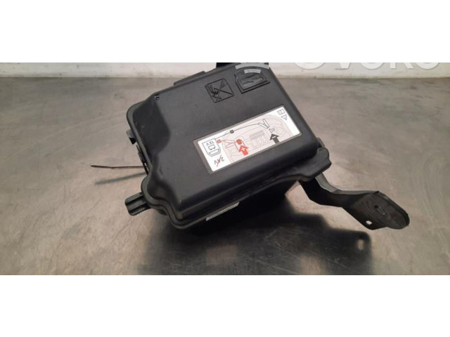 Блок предохранителей Citroen C3 Aircross