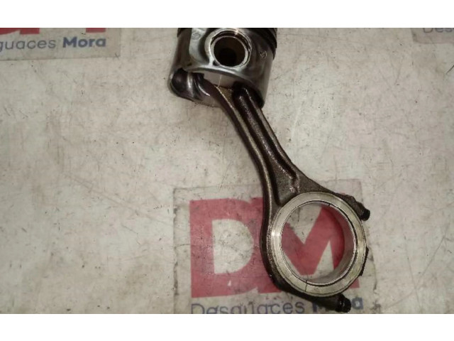 Píst 059AA Audi Q7 4L