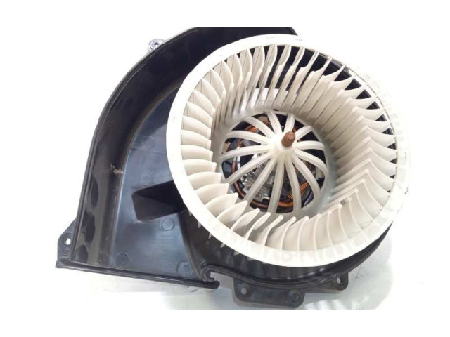 Řídící jednotka 6R1819015A Skoda Fabia Mk3 (NJ) 2019