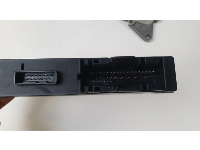 Комплект блоков управления 0261S09744, 8617569   BMW Z4 E89