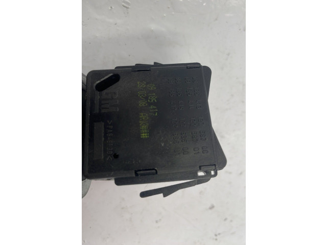 Ручка стеклоочистителей 9185417   Opel Meriva A