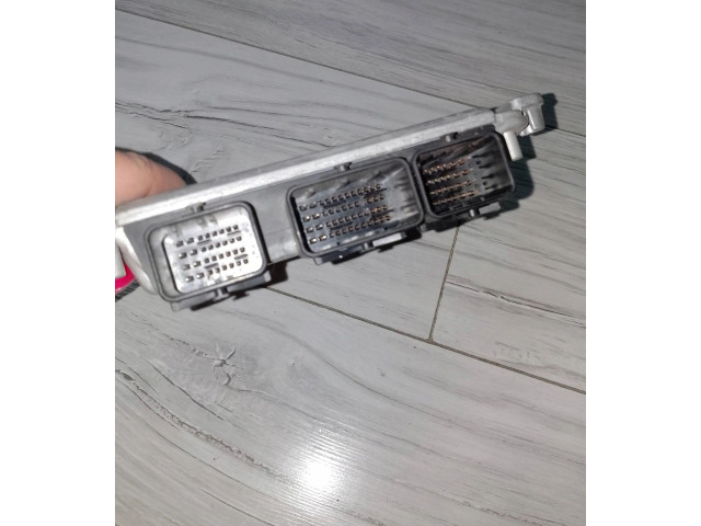 Řídící jednotka 0281010881   Peugeot 807 2014