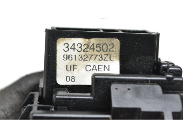 Ручка стеклоочистителей    Citroen Xantia