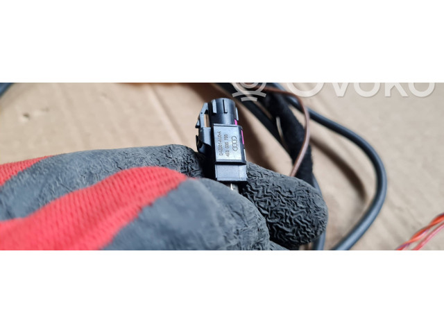 Дисплей Audi Q3 F3