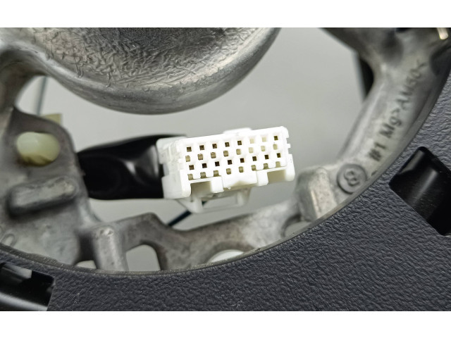 Руль    Mitsubishi Outlander IV