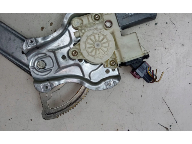 Vstřikovací lišta    Toyota Corolla E120 E130     