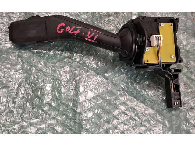 Ручка стеклоочистителей 1K0953519J   Volkswagen Golf VI