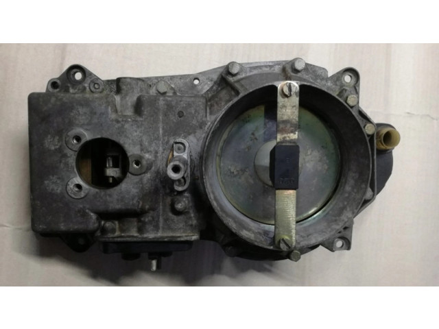 Распределитель топлива 0438121037    Mercedes-Benz S W126   5