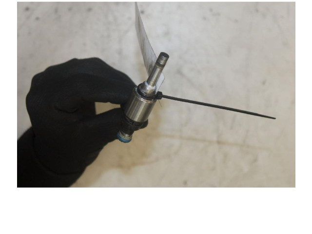 Форсунка 175233919R    Dacia Dokker  K7MA8 