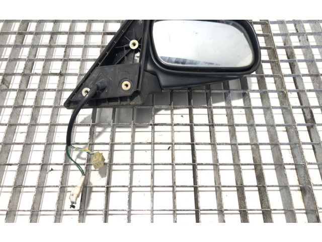 Зеркало электрическое Subaru Forester SF 2000 - 2003 года