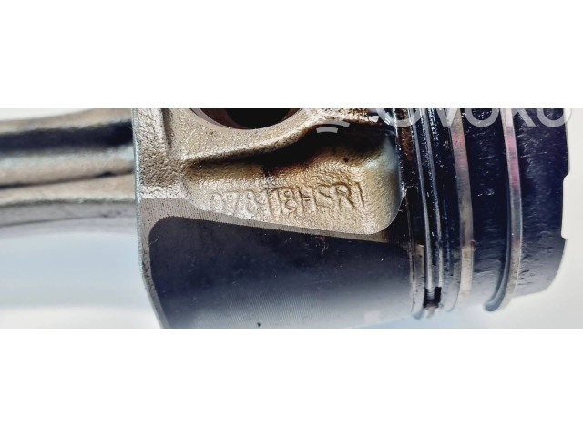  Поршень с шатуном  078118HSRI  Audi A6 S6 C5 4B  