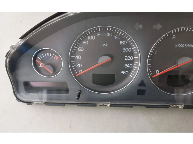 Панель приборов 30746102, 224894700T   Volvo V70       