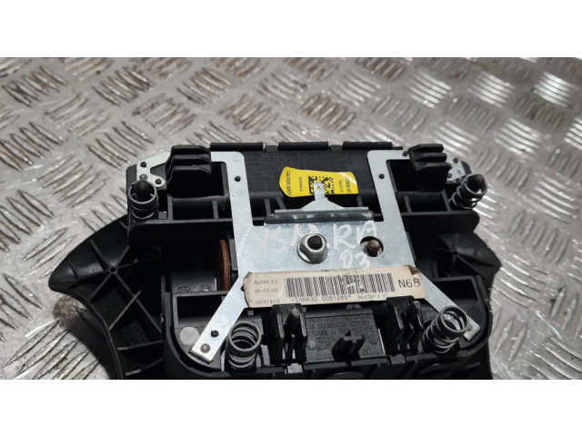 Подушка безопасности водителя 96470413   Citroen Xsara Picasso