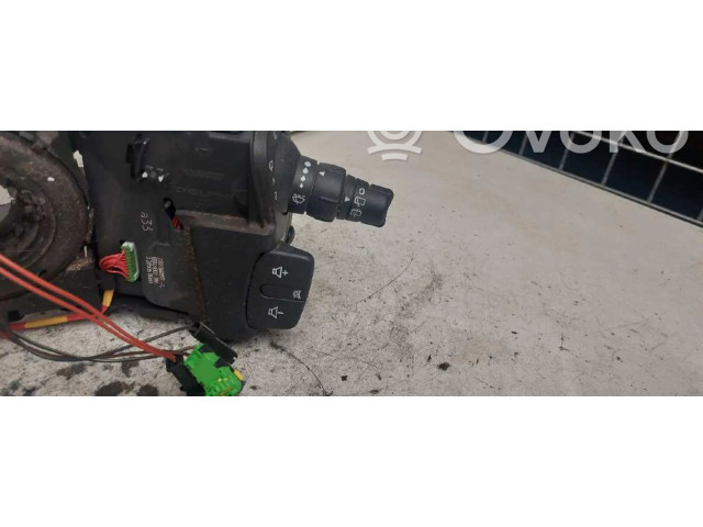 Подрулевой шлейф SRS 8200245499   Renault Clio III