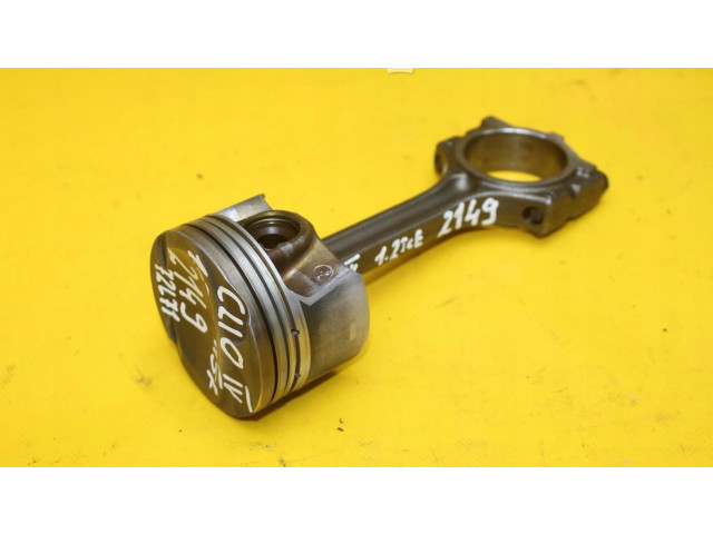  Поршень с шатуном  72L71  Renault Clio IV  