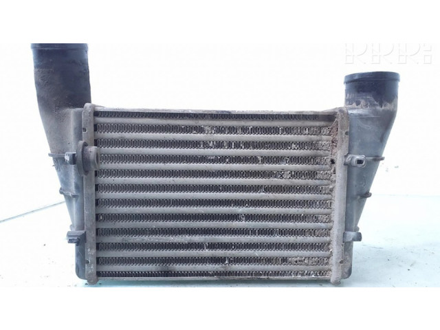 Интеркулер  058145805A   Audi A4 S4 B5 8D 1.9