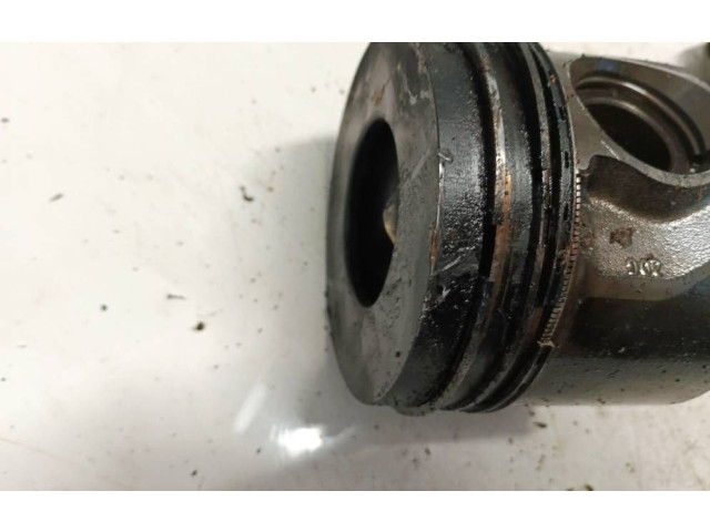 Píst 246558, 246558 Ford Mondeo Mk III