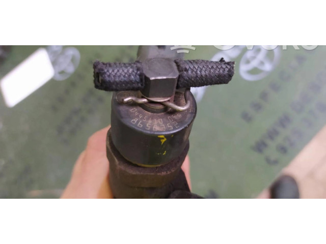 Форсунка 8658352    Volvo XC90   