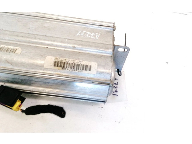 Подушка безопасности пассажира    Volkswagen New Beetle