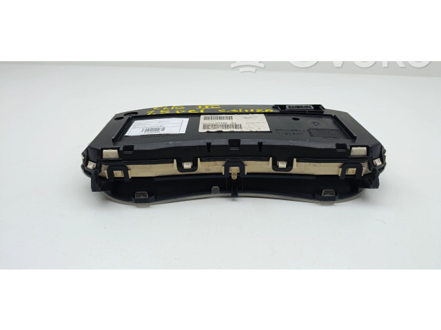 Панель приборов 8200582709   Renault Clio III       