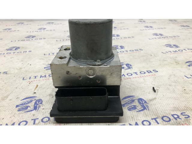 Блок АБС 34513450562, 3450562 BMW X3 E83 2003-2010 года