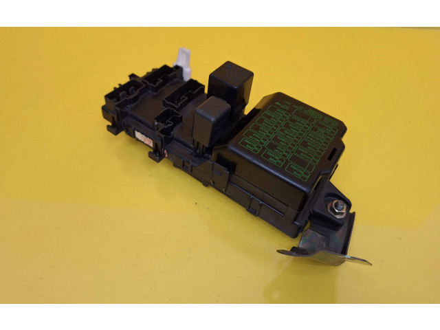 Блок предохранителей Mitsubishi Colt